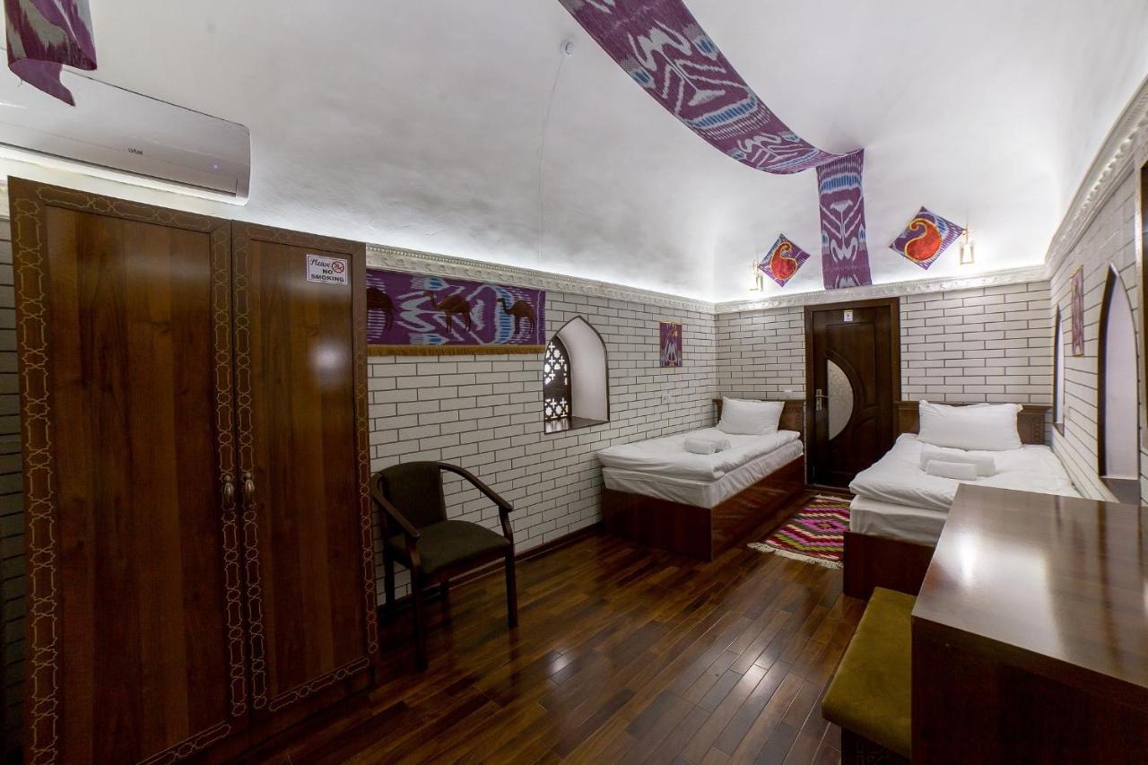 Feruzkhan Hotel - Madrassah Mohammed Rakhim Khan 1871 ヒヴァ エクステリア 写真