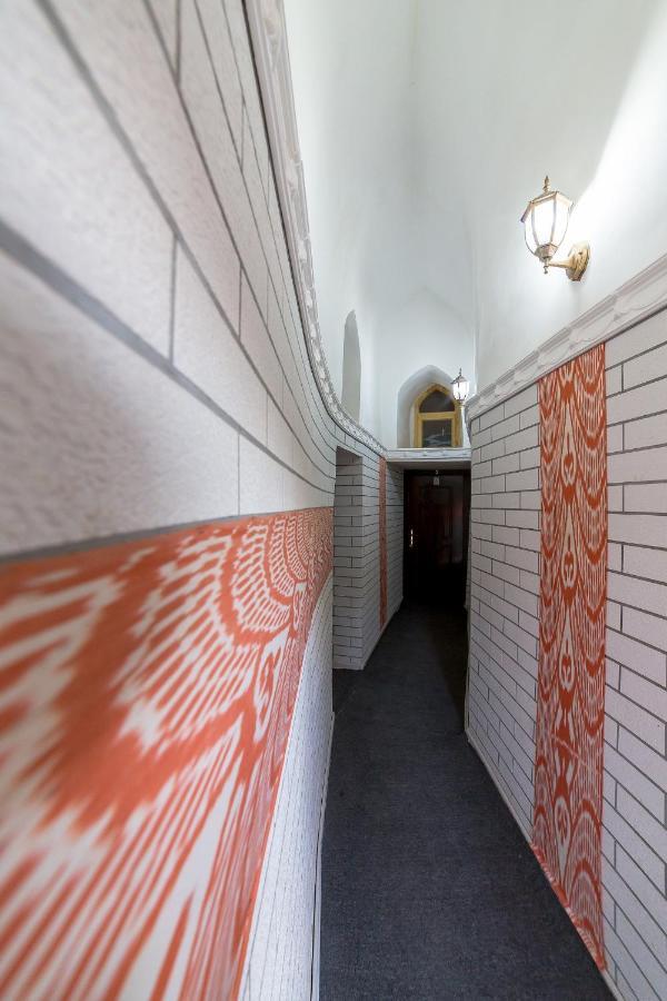 Feruzkhan Hotel - Madrassah Mohammed Rakhim Khan 1871 ヒヴァ エクステリア 写真